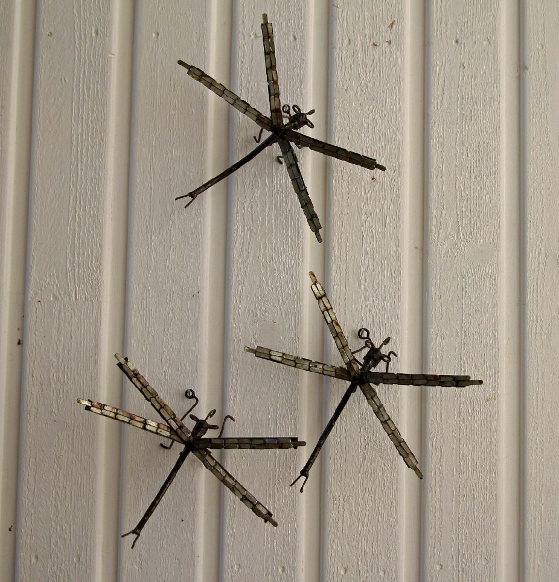 Øyenstikker til vegg 1 stykk 